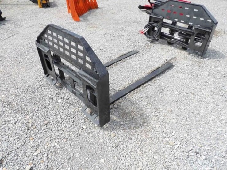 adjustable-5'-pallet-forks-image-3