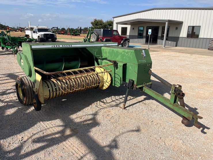 john-deere-336-image-1