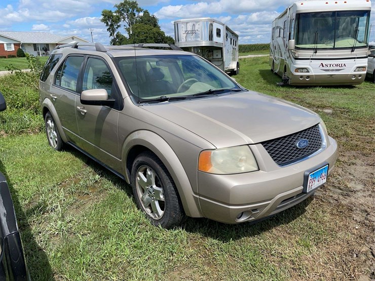 2005-ford-freestyle-image-2
