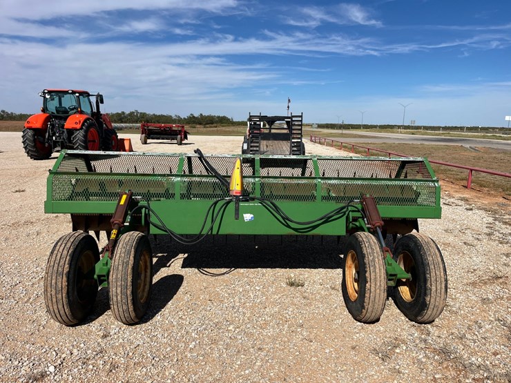 #t15735-•-dickens-pan-buster-aerator-image-8