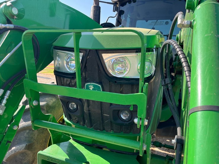 john-deere-6155m-image-5
