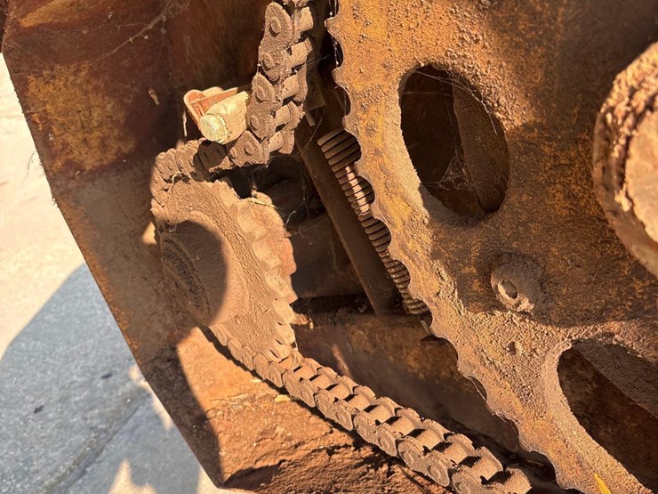 kuhn-knight-8124-image-32