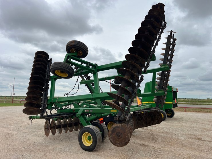 2008-john-deere-637-image-15