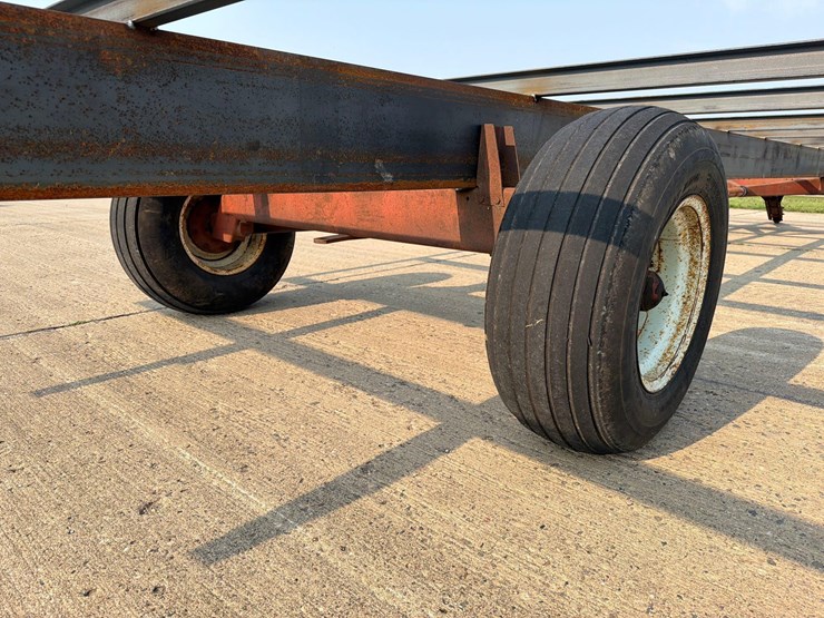 10ft-x-30ft-metal-bale-trailer-image-17