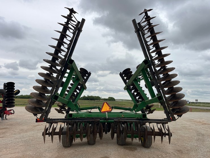 2008-john-deere-637-image-10