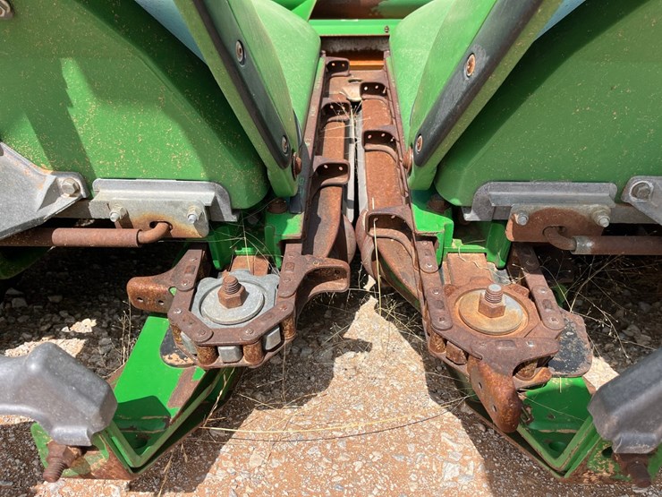 2011-john-deere-612c-image-13