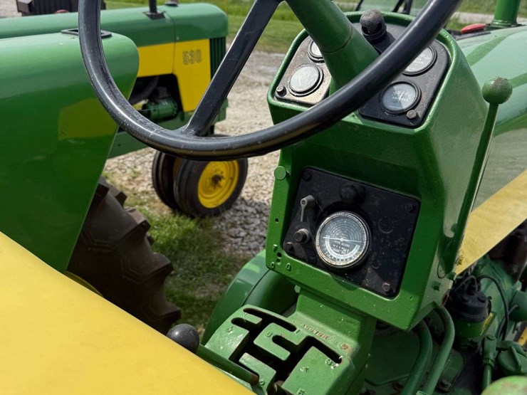 john-deere-630-image-9
