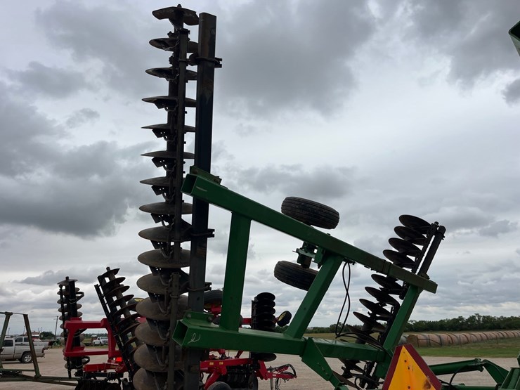 2008-john-deere-637-image-12