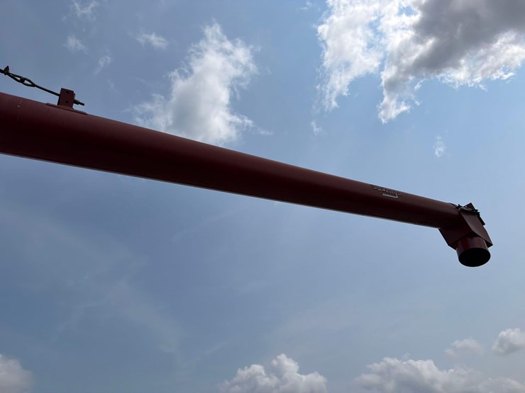 2011-sudenga-10”-x-71ft-grain-auger-image-8