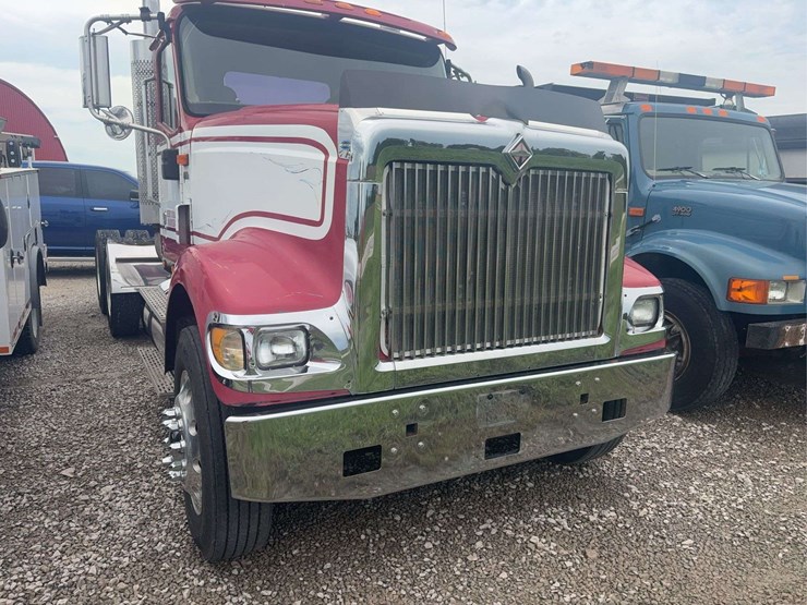 2004-international-9900i-image-3