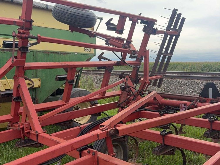 case-ih-4800-image-5