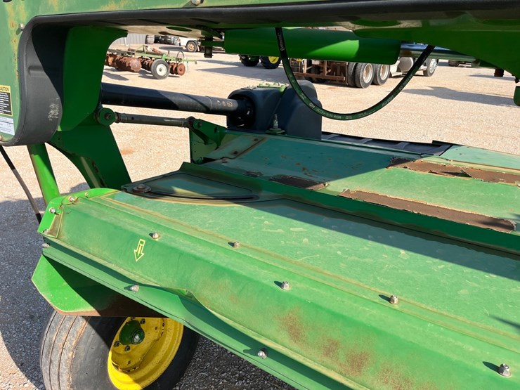 john-deere-835-image-14
