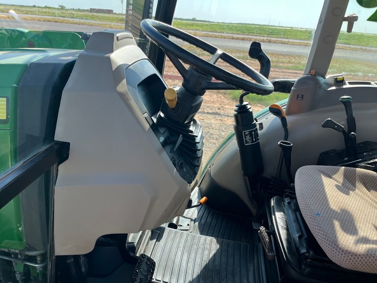 2019-john-deere-5075e-image-17