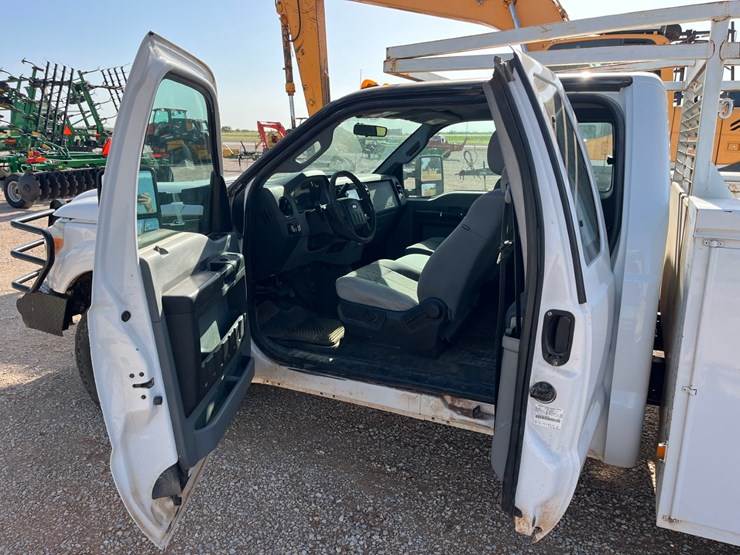 2012-ford-f350-image-8