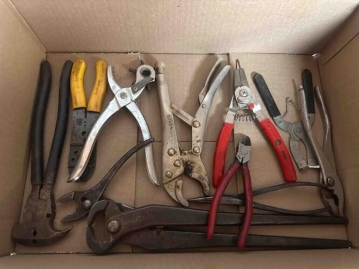 assorted-tools-image-1