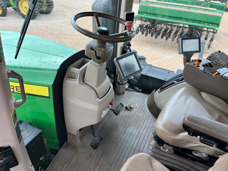 2013-john-deere-9510r-image-31