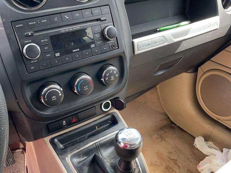 2016-jeep-compass-image-6