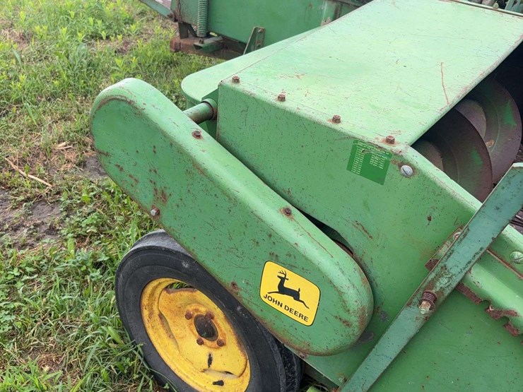 john-deere-24t-image-5