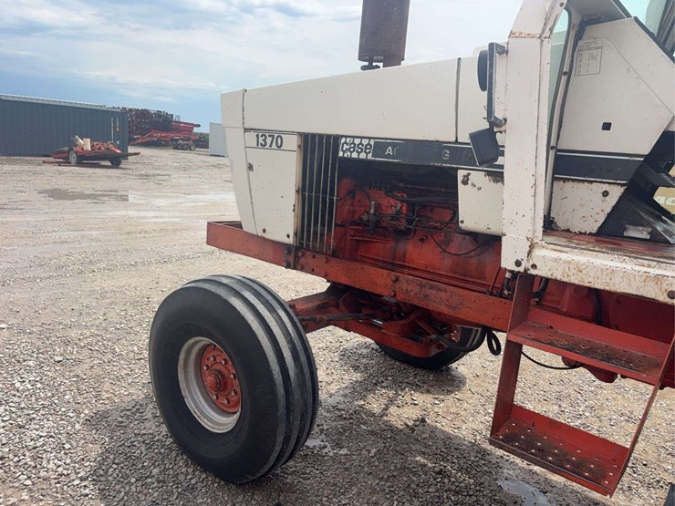 1370-case-tractor,-4716hrs,-small-1000pto,-3pt,-2-remotes,-20.8x38-tires,-s/n:-8740139-image-9