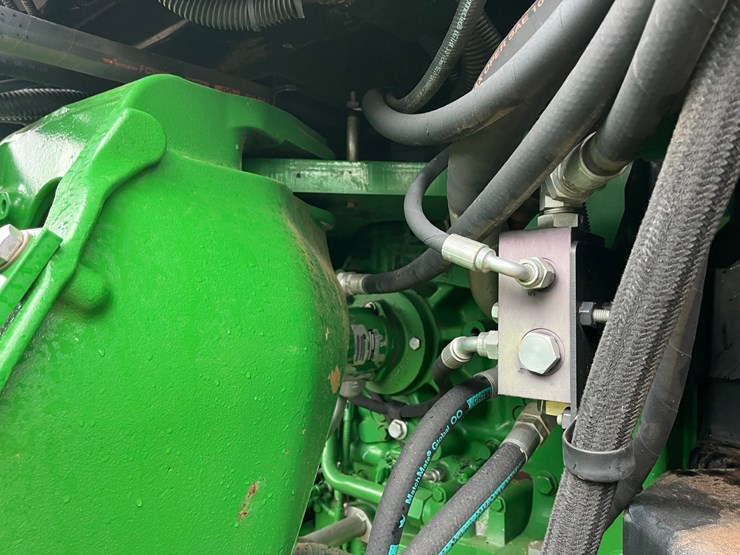 2013-john-deere-9510r-image-14