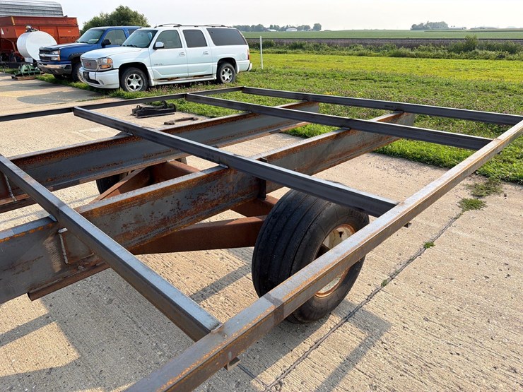 10ft-x-30ft-metal-bale-trailer-image-13