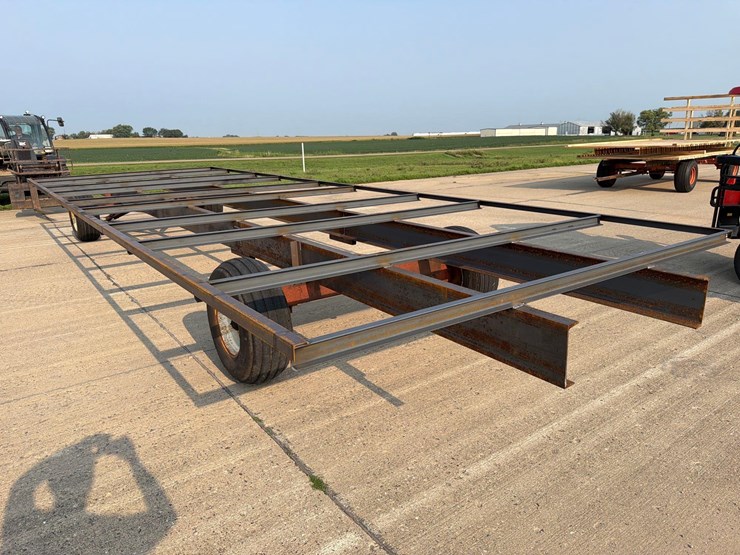 10ft-x-30ft-metal-bale-trailer-image-3