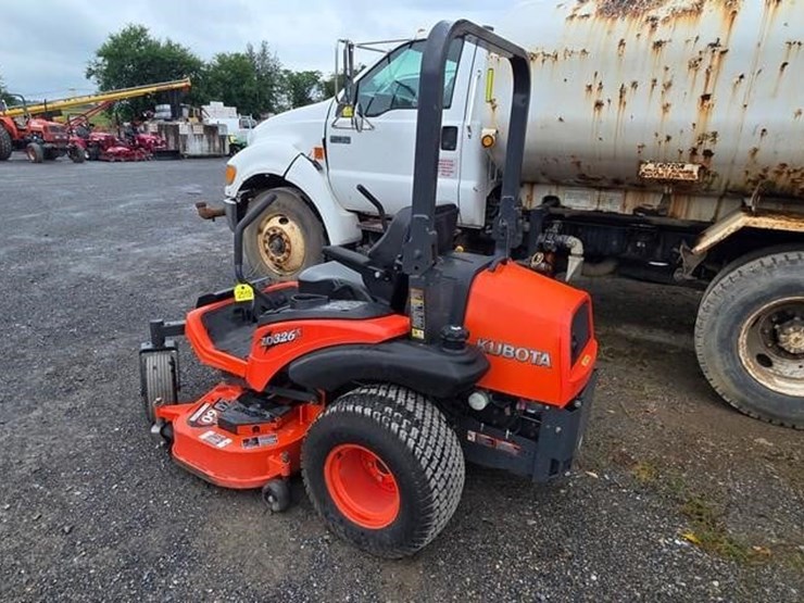 kubota-zd326s-image-3
