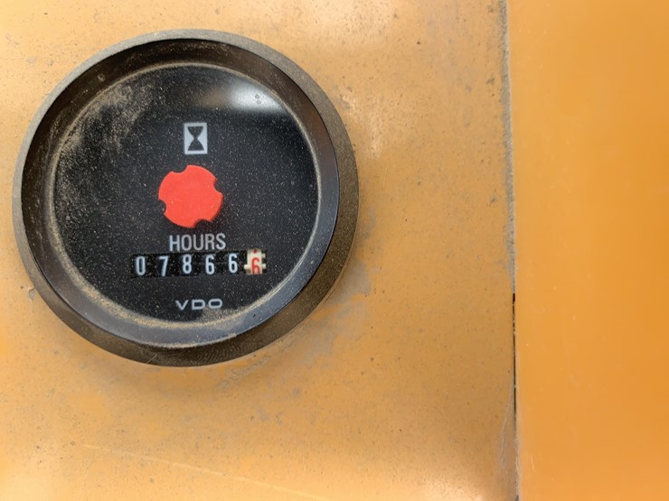 hp-8500-harlow-fork-lift-image-32