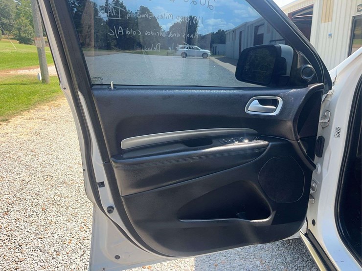 2020-dodge-durango-image-17