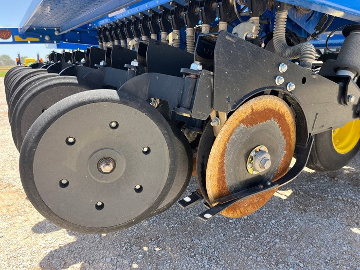 2014-landoll-5531-image-9