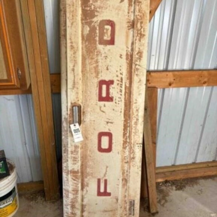 Vintage Ford Tailgate