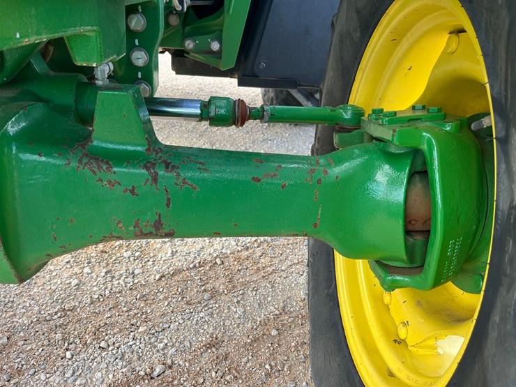 2017-john-deere-6120e-image-6