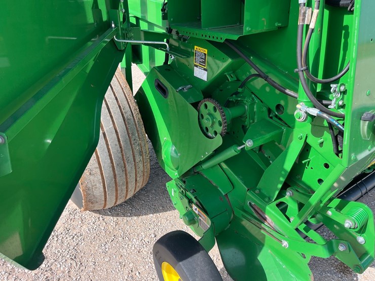 2021-john-deere-460m-image-10