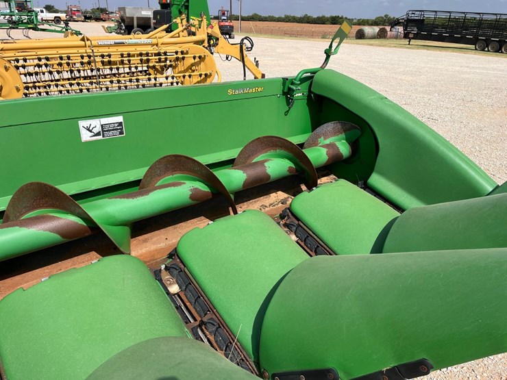 2011-john-deere-612c-image-16