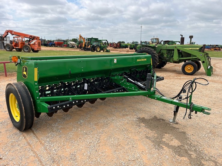 2020-john-deere-bd1113-image-4