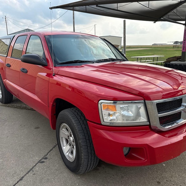2008 DODGE DAKOTA