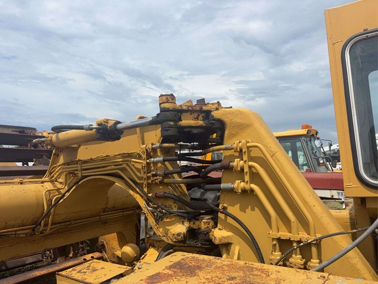 caterpillar-613b-image-3