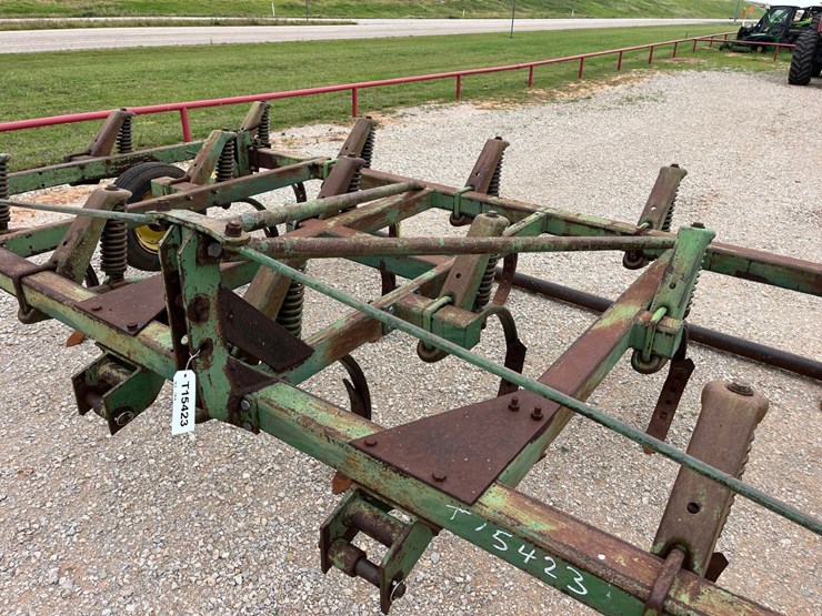 john-deere-1610-image-2