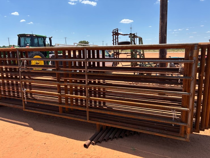 #t8862-•-(10)-cattle-panels-image-2