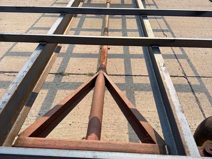 10ft-x-30ft-metal-bale-trailer-image-9