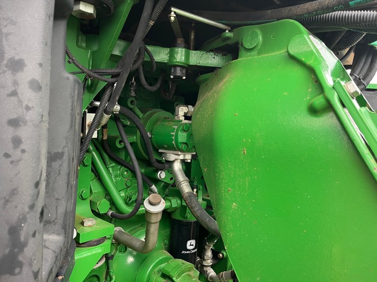 2013-john-deere-9510r-image-27