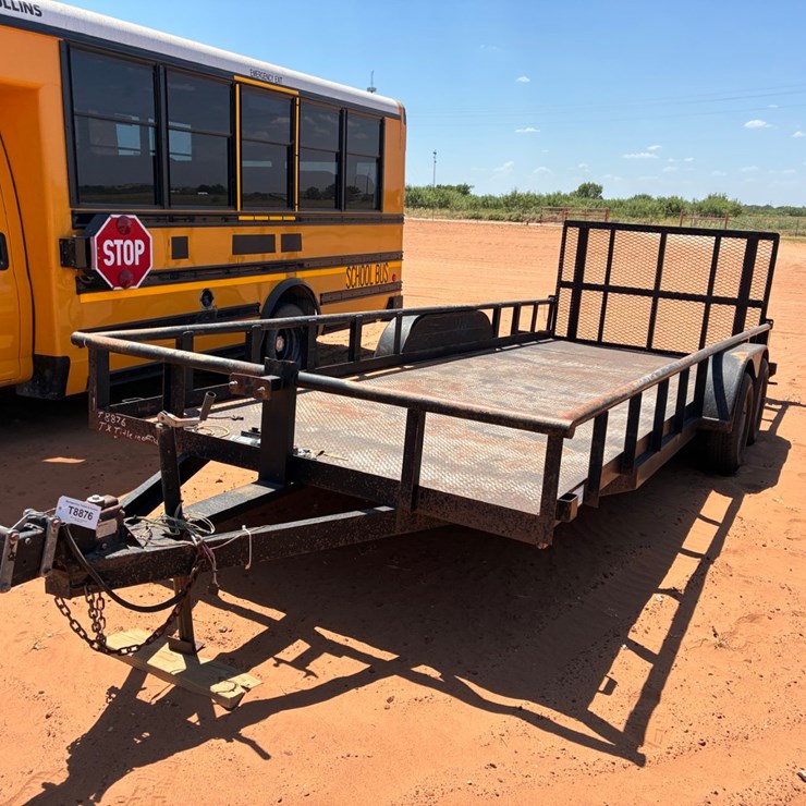 #T8876 • 20FT Flatbed Trailer