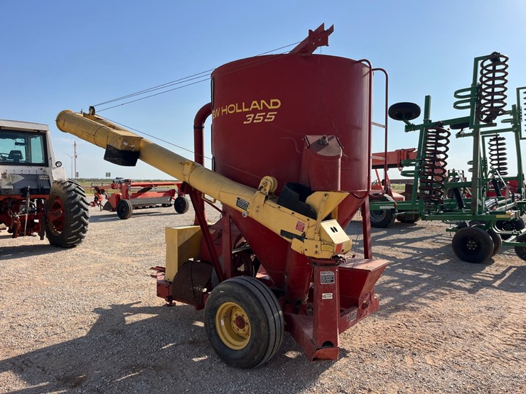 new-holland-355-image-10