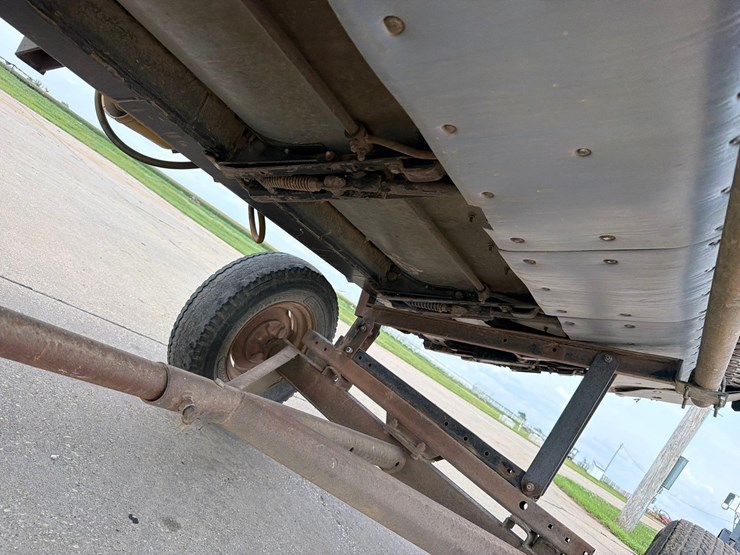 agco-20ft-air-reel-bean-head-w/-cart-image-31