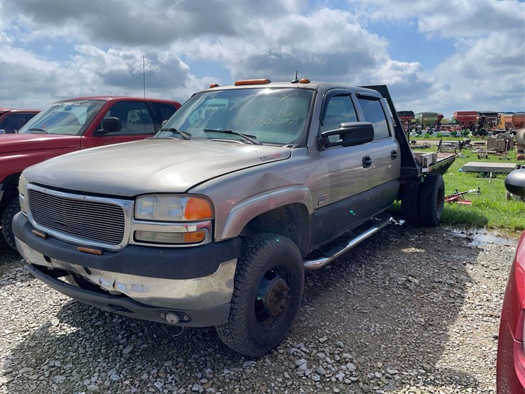 2002-gmc-sierra-3500-image-1