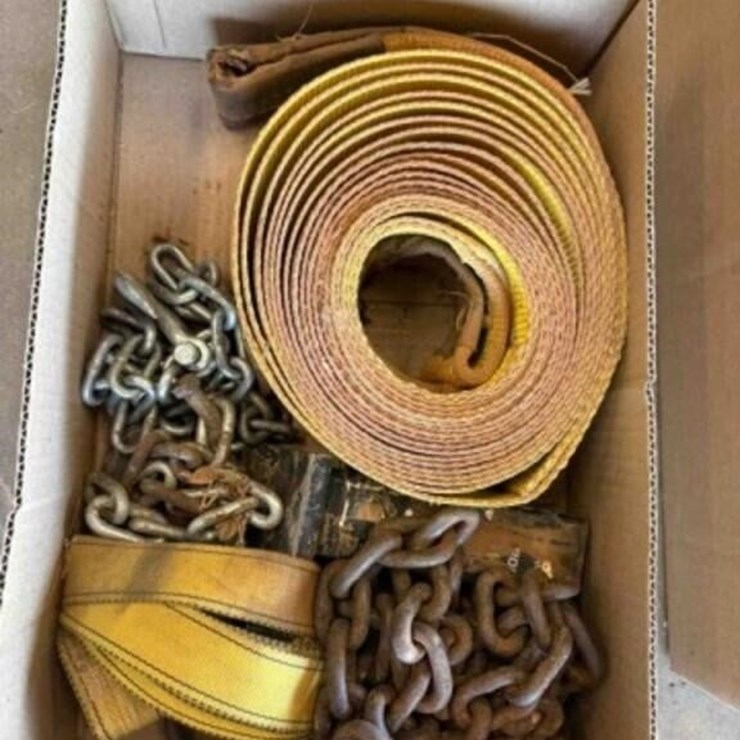 Straps/Small Chain