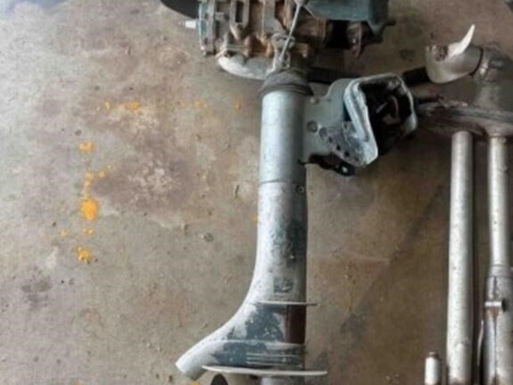 vintage-boat-motors-image-2