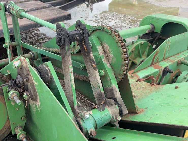 john-deere-24t-image-14