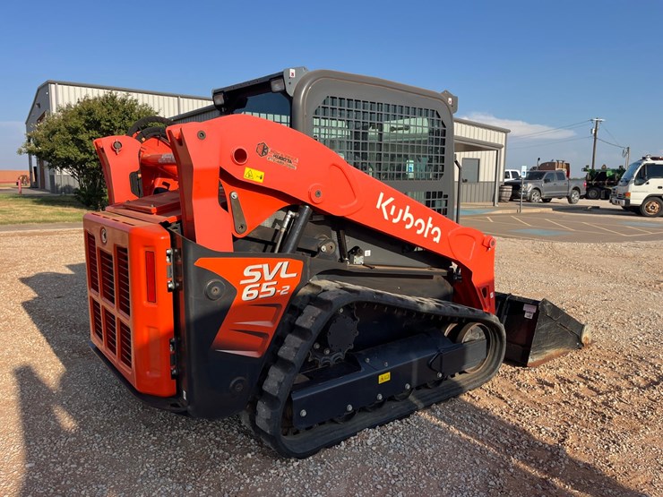 2022-kubota-svl65-2-image-9