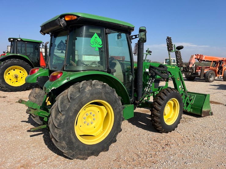 2019-john-deere-5075e-image-9